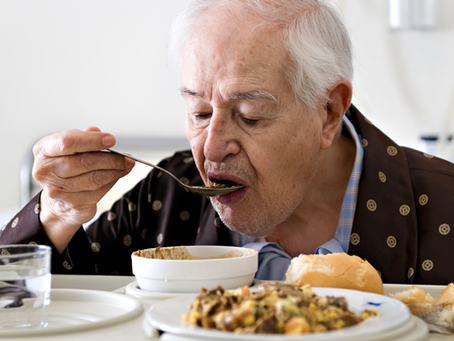 Comment adapter les repas pour les patients ayant des difficultés à mâcher