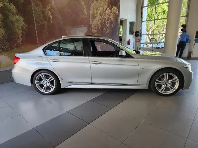 Thumbnail: 2016 BMW 3 Series 320i M Sport Auto