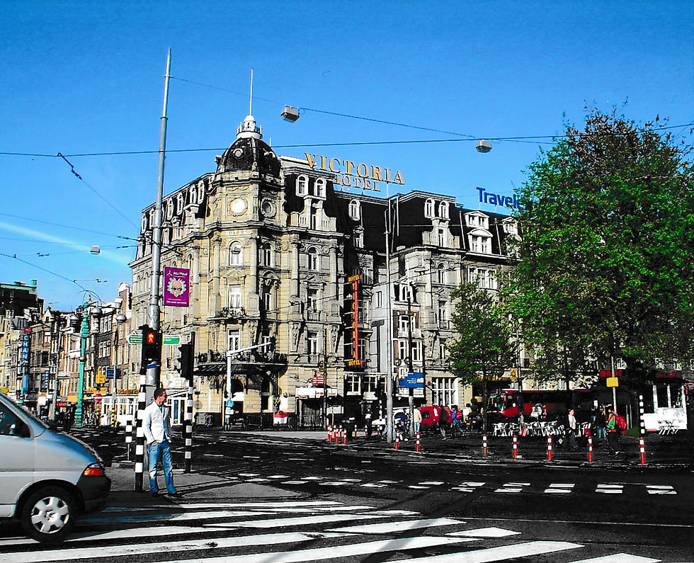 Joey, standing just across the corner from the Victoria Hotel - around 2005