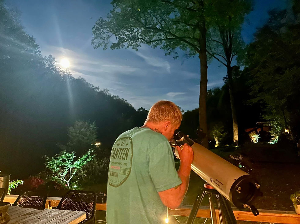 joey and Scott stargazing at linwell falls