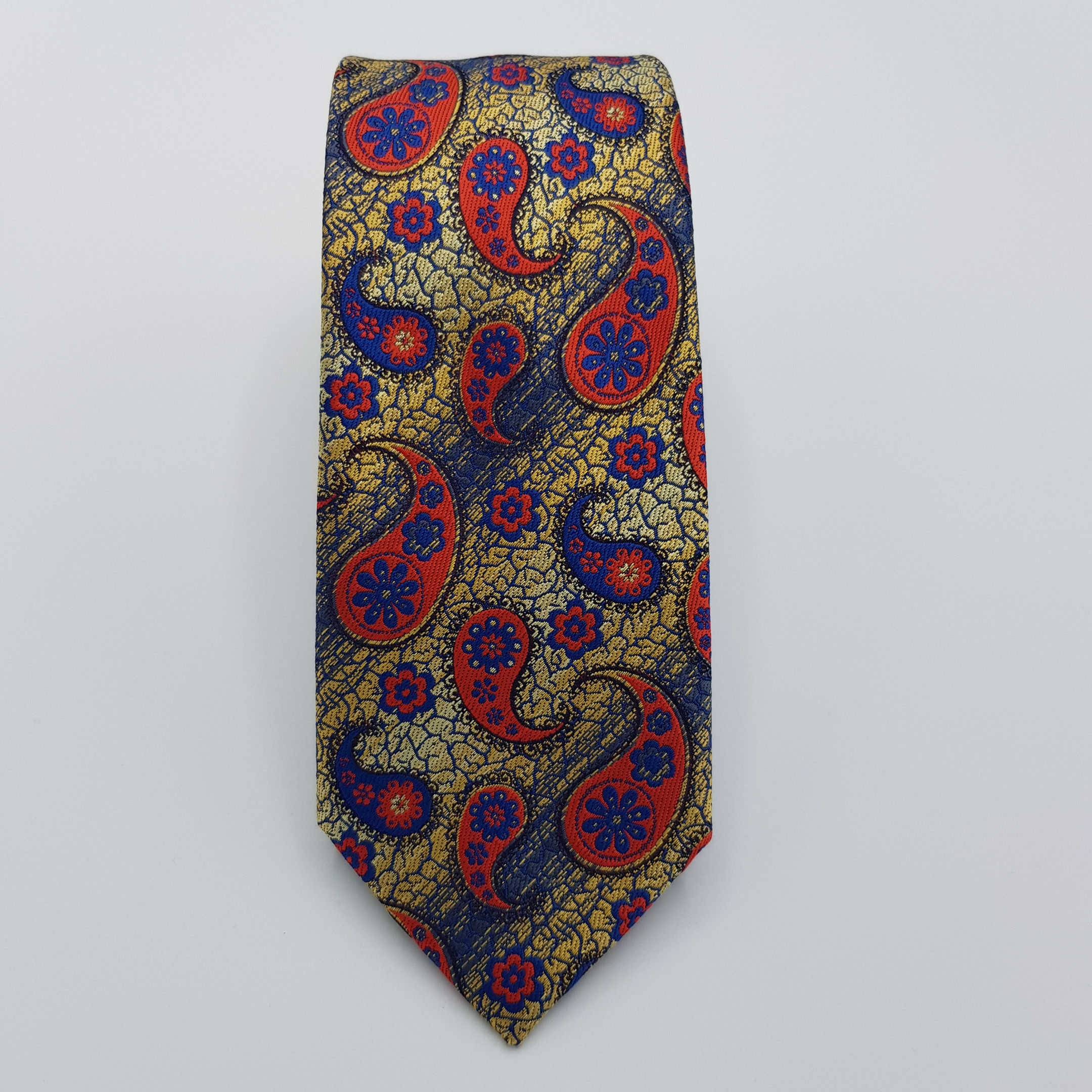 Tie Paisley