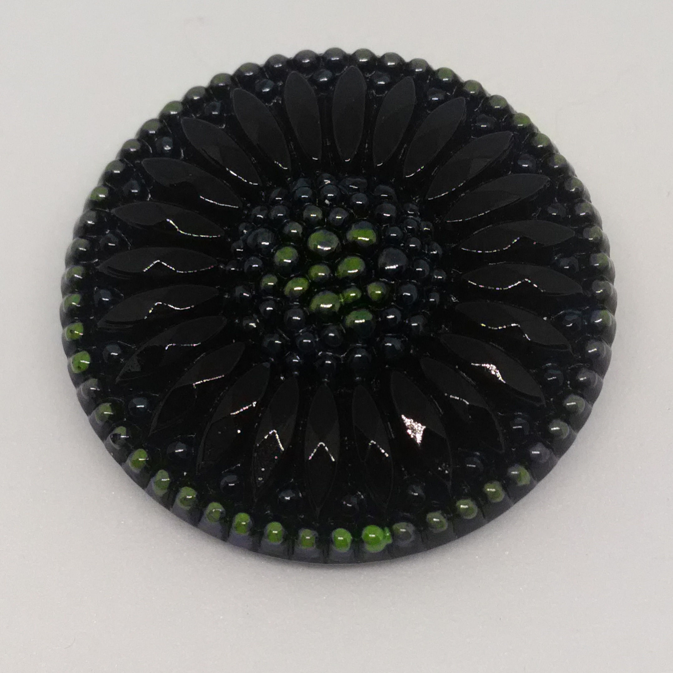 R-118チェコガラスボタン32mm