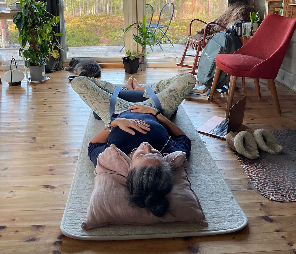 Restorativ yoga mandag formiddag