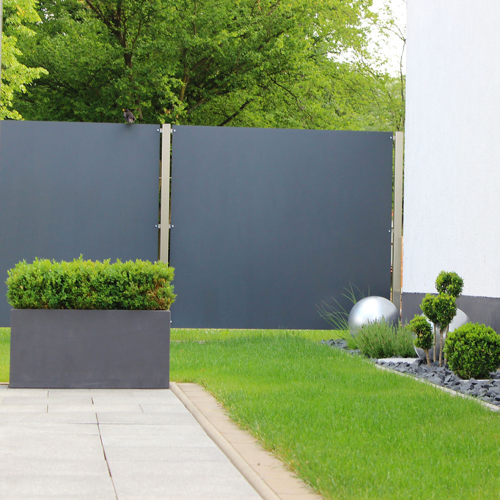 shutterstock_678157174 (1)_edited.jpg