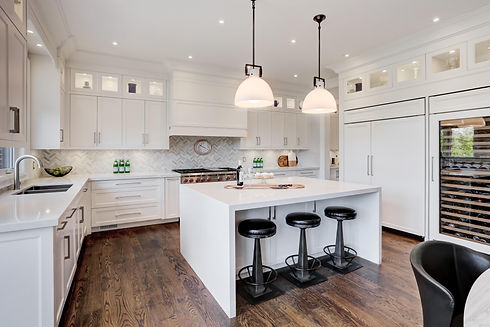 Explore stunning photos of a renovated luxury kitchen and dining room. Modern, trendy, exc
