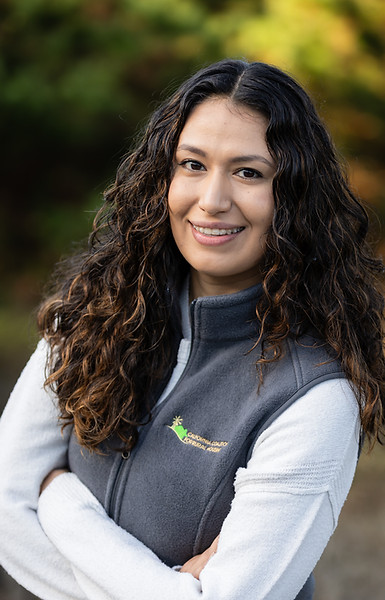 Montse Enriquez Headshot.jpg