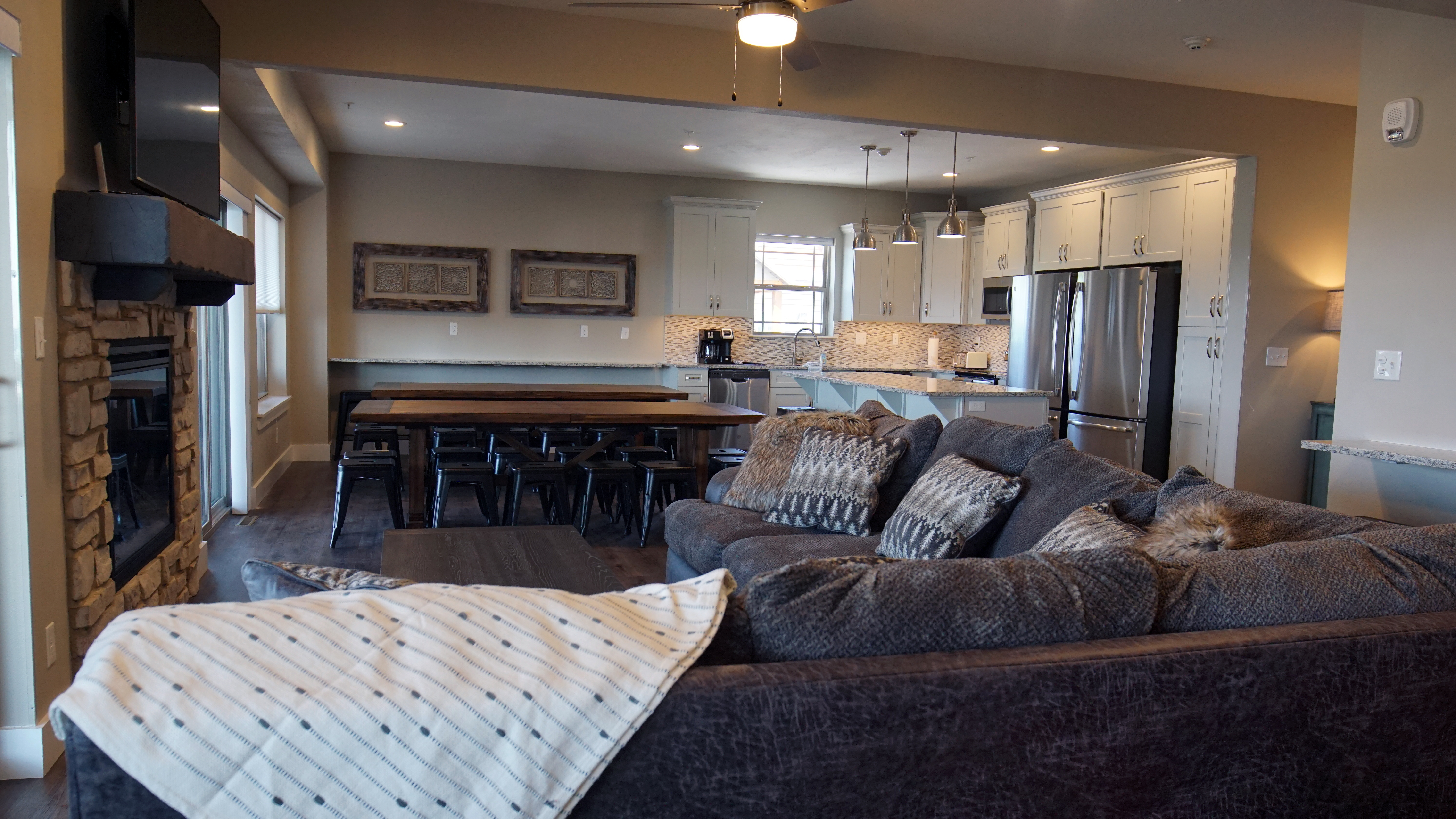 Beth S Breakaways Branson Vacation Rentals Chateau Cove