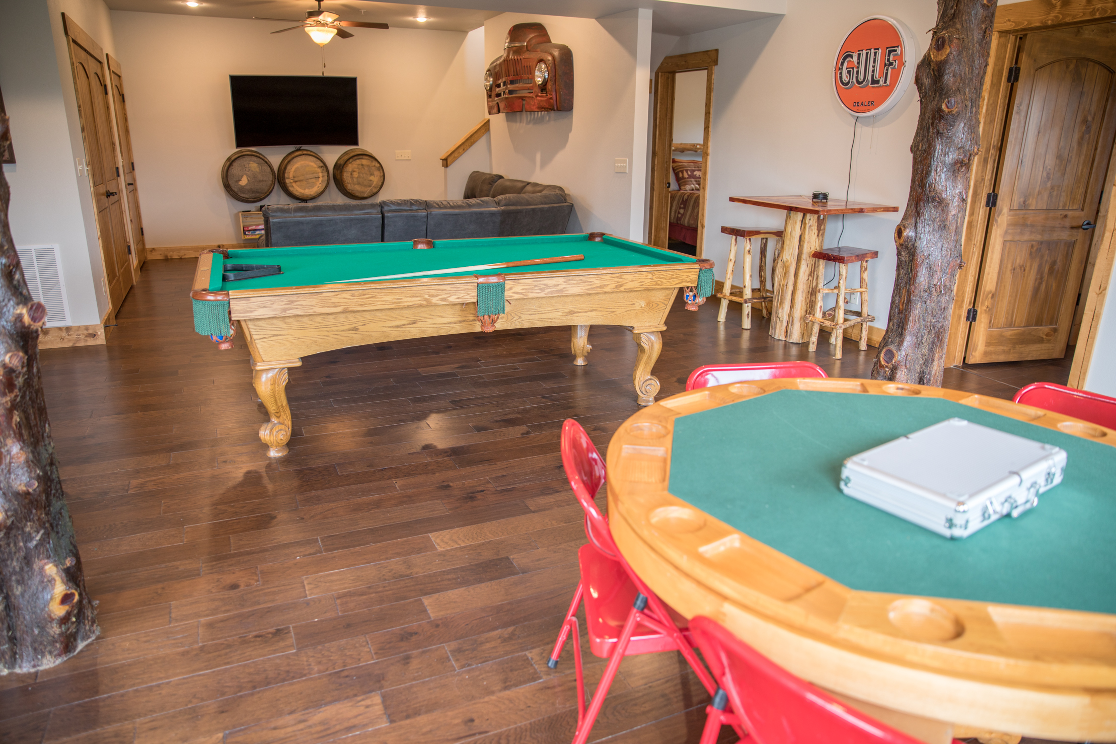 Beth's Breakways Branson Vacation Rental Homes Whiskey River Lodge