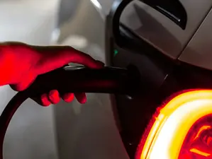 Comprehensive Guide to Safe Lithium Storage Solutions