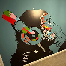 Image of Gorilla painted on an office wall