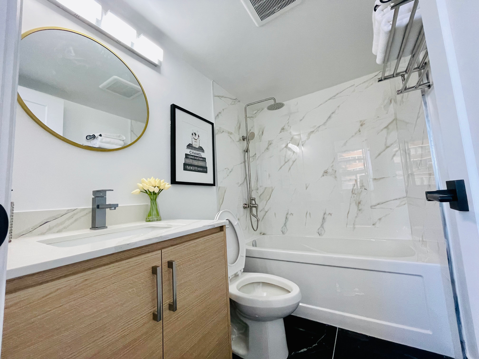 92C8B3B4-DD5D-4FA3-933B-76080E63DF77_1_201_a