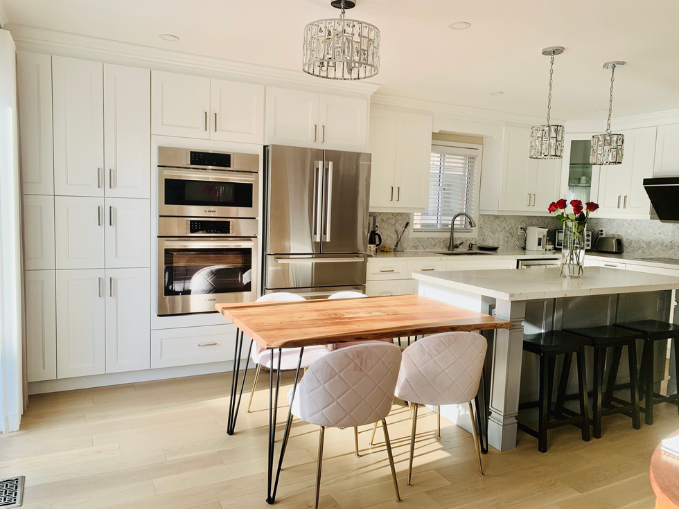 F1B52C08-CD3F-407E-AA29-9DD6728ABE7C_1_201_a