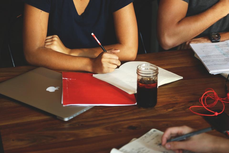 Yalom's Therapeutic Factors: How Group Therapy Helps