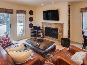 Ketchum, Idaho - best hikes & top things to do