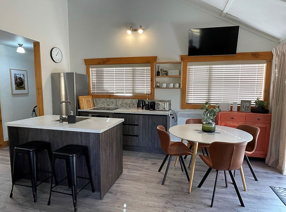 kitchen & dining chalet 1.jpg
