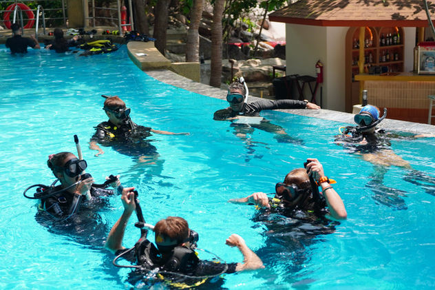 koh tao , thailand , diving , instructor , instructor development course , PADI Pro Courses , divemaster , scuba diving 