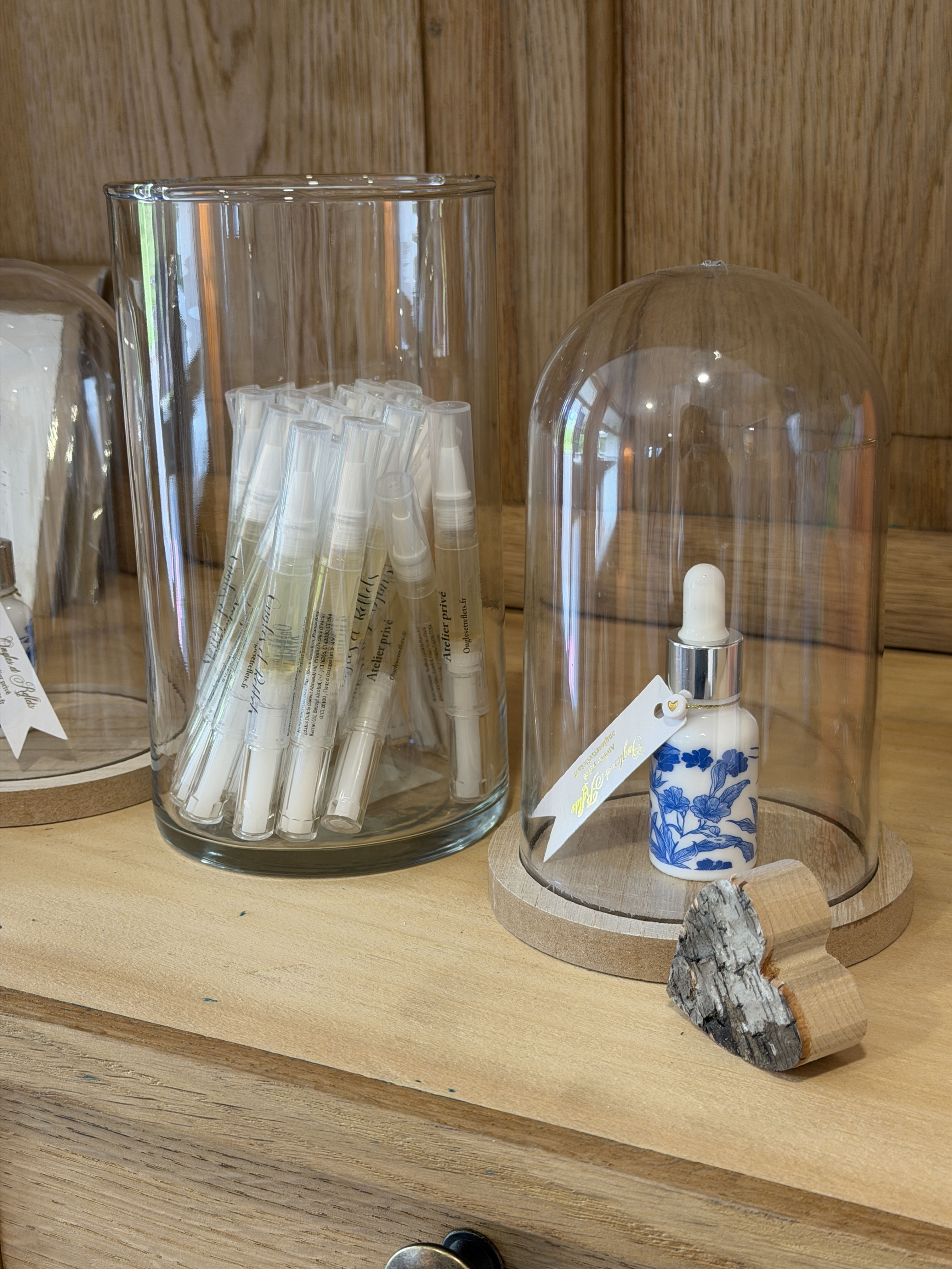 Stylo nomade   - Huile Lumineuse Soin Ongles et Cuticules – 