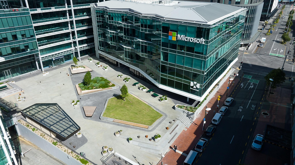 Anchorpoint Plaza now open