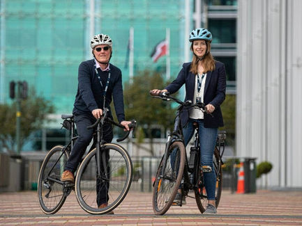 New cycling leaders at AT