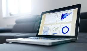 Generador automático de reportes mensuales