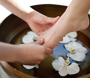 wash foot massage.jpeg