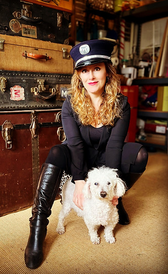 Saxon_SandraDillonAndZoey_ArtParlour.JPG