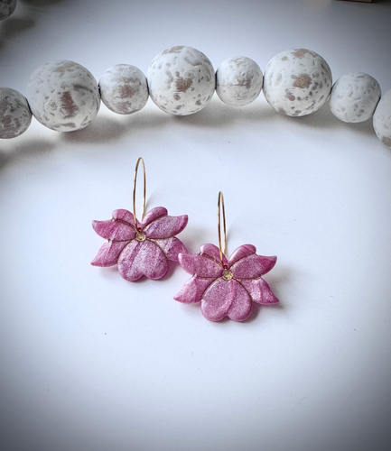 Spring Lotus in Fuchsia | J&W Gems