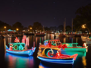 Lighted Boat Parade?! Yes, Please!!