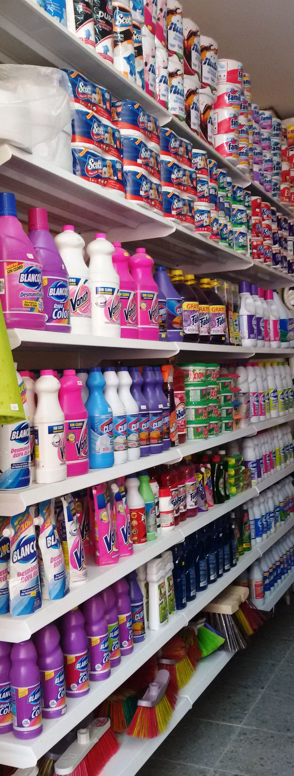 Productos y artículos de aseo (Clic para ver más)