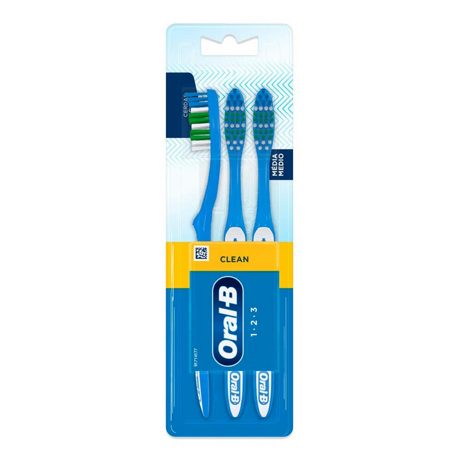 Escova Dental Oral-B Clean Médio com 3 Unidades