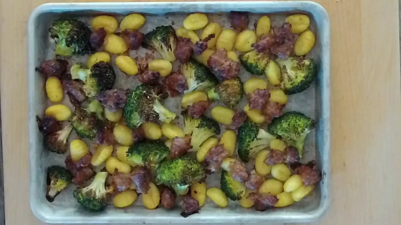 Crispy Gnocchi with Sausage and Broccoli - Fast and Easy 