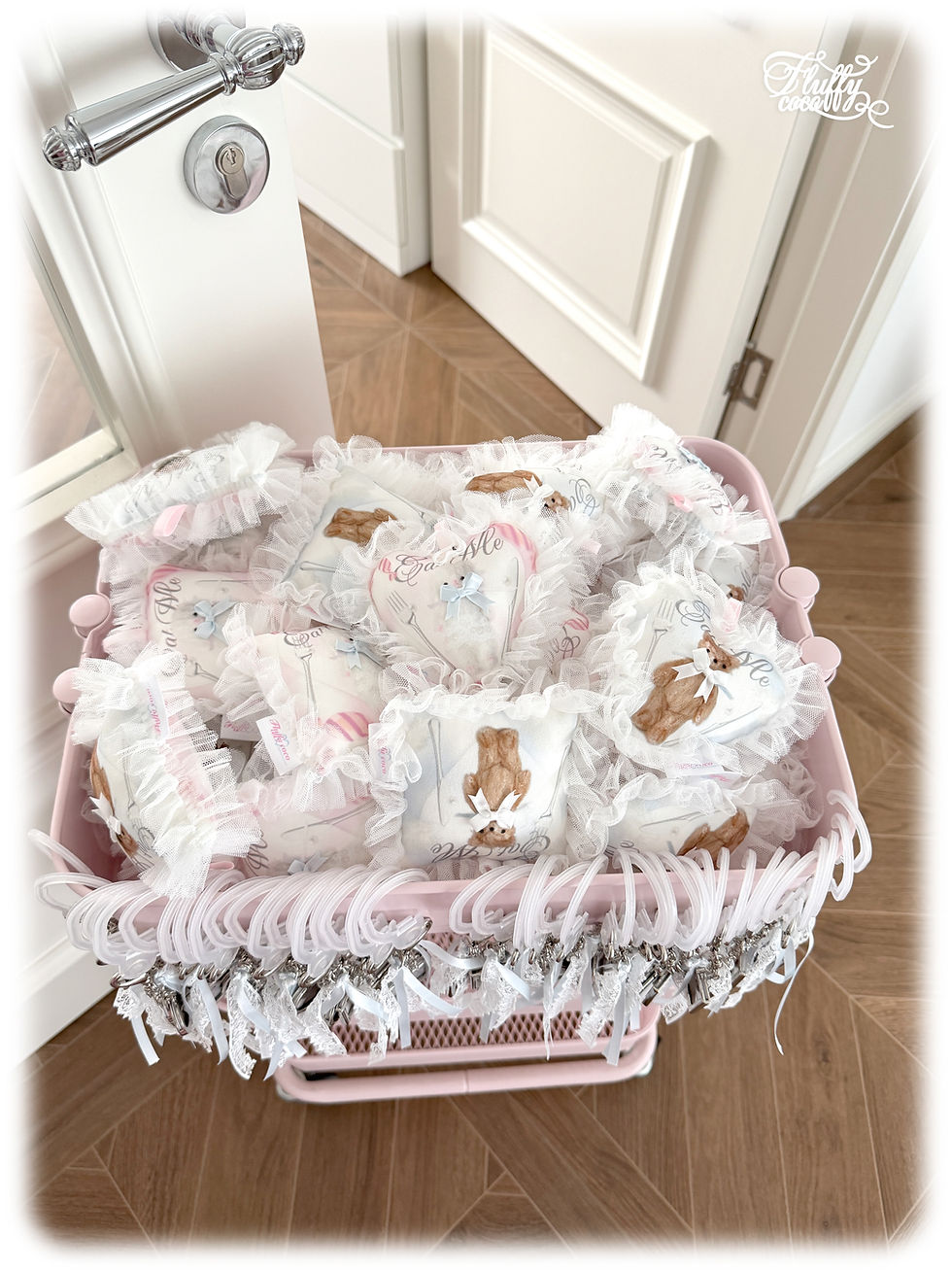 Thumbnail: [Fluffy coco]枕型キーホルダー