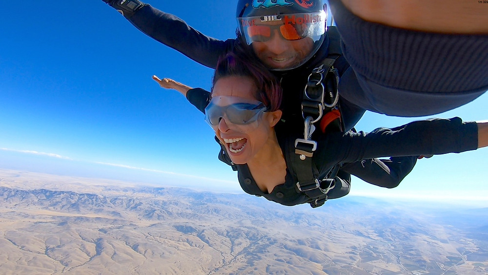 first time tandem skydiver above Skydive Hollister