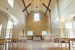 Ceremony styling in the Cotswolds