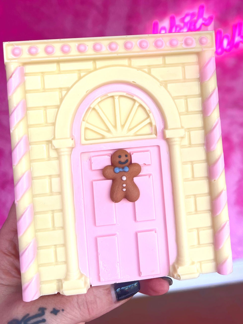 Festive Filled Door in Pastel Pink 