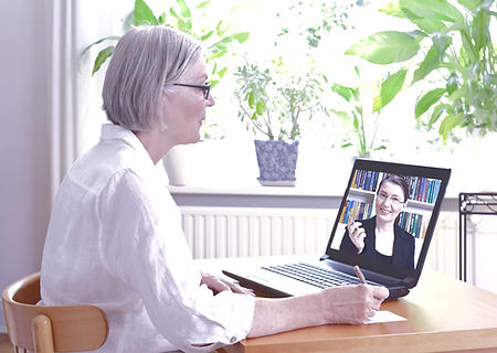 Senior%252520woman%252520at%252520home%252520in%252520front%252520of%252520her%252520laptop%252520ma