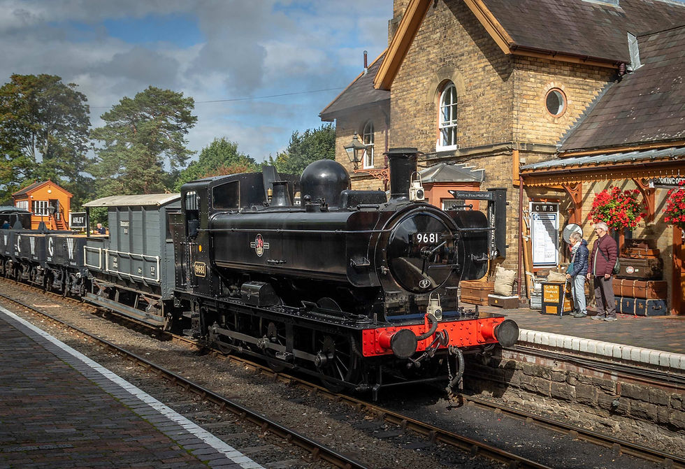 9681 hauls the demonstration goods through Arley Station. Anthony Carwithen