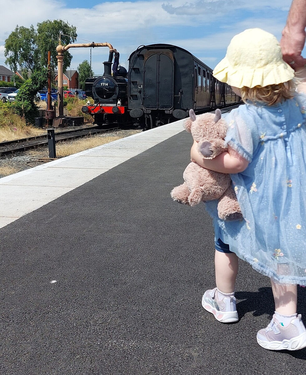 Express Points Toddler rushing to see 7714 'have a drink'. Nicola Fox