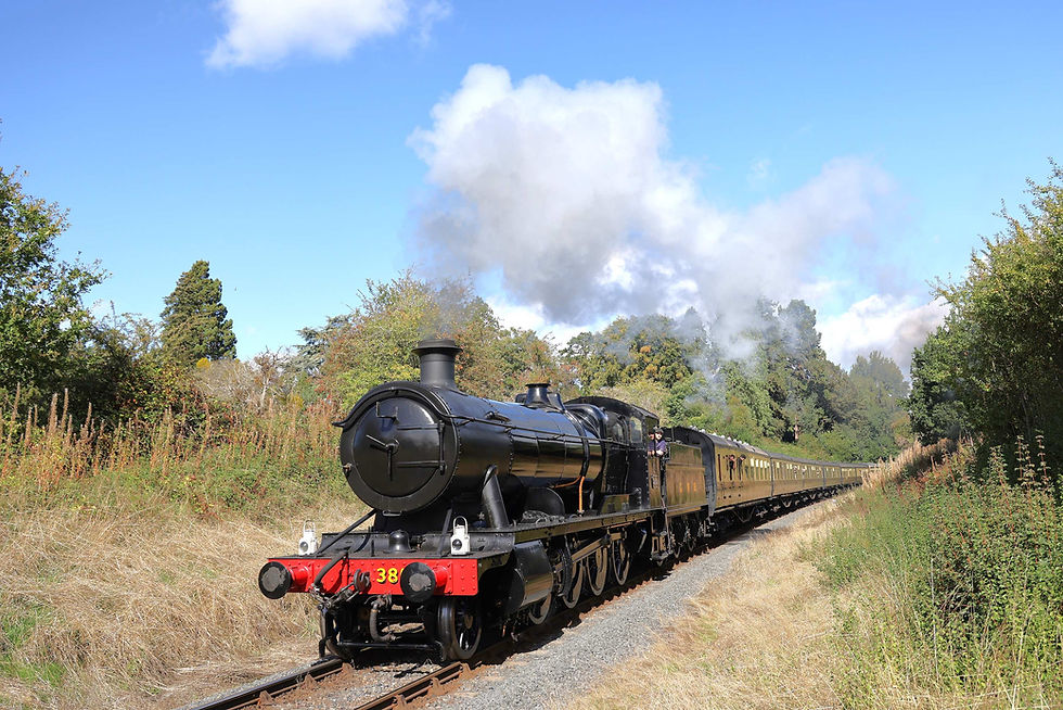 GWR heavy freight loco 3850 leaves Bridgnorth during the Autumn Steam Gala. Keith Wilkinson