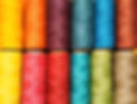 Photo bobines de fils colorés-min.jpg