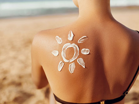 Crème solaire : comment bien la choisir en pharmacie et parapharmacie ? | Pharmavance