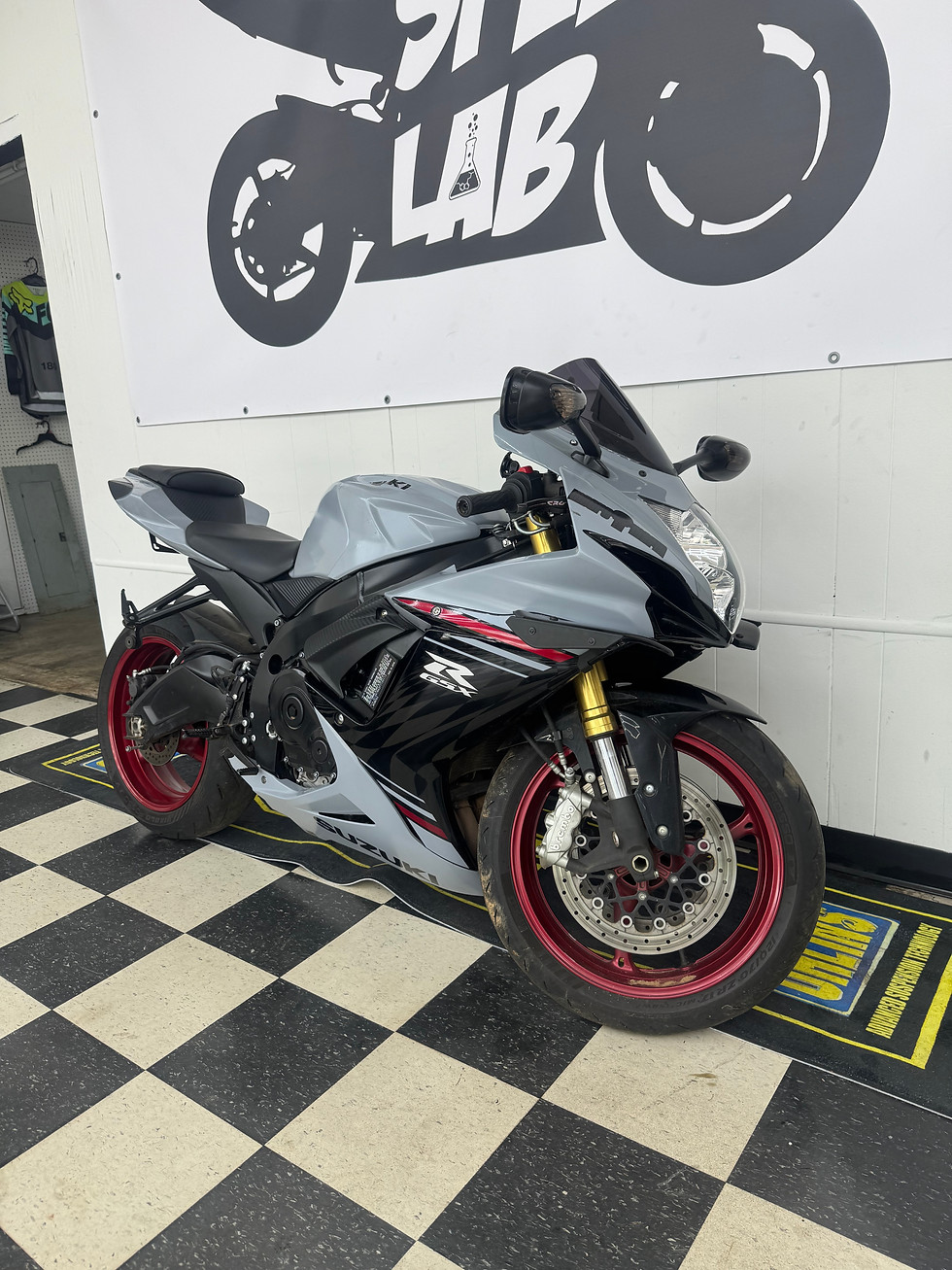 Thumbnail: 2023 Suzuki GSX-R 750