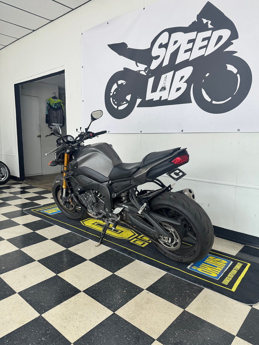 Thumbnail: 2012 Yamaha FZ-08