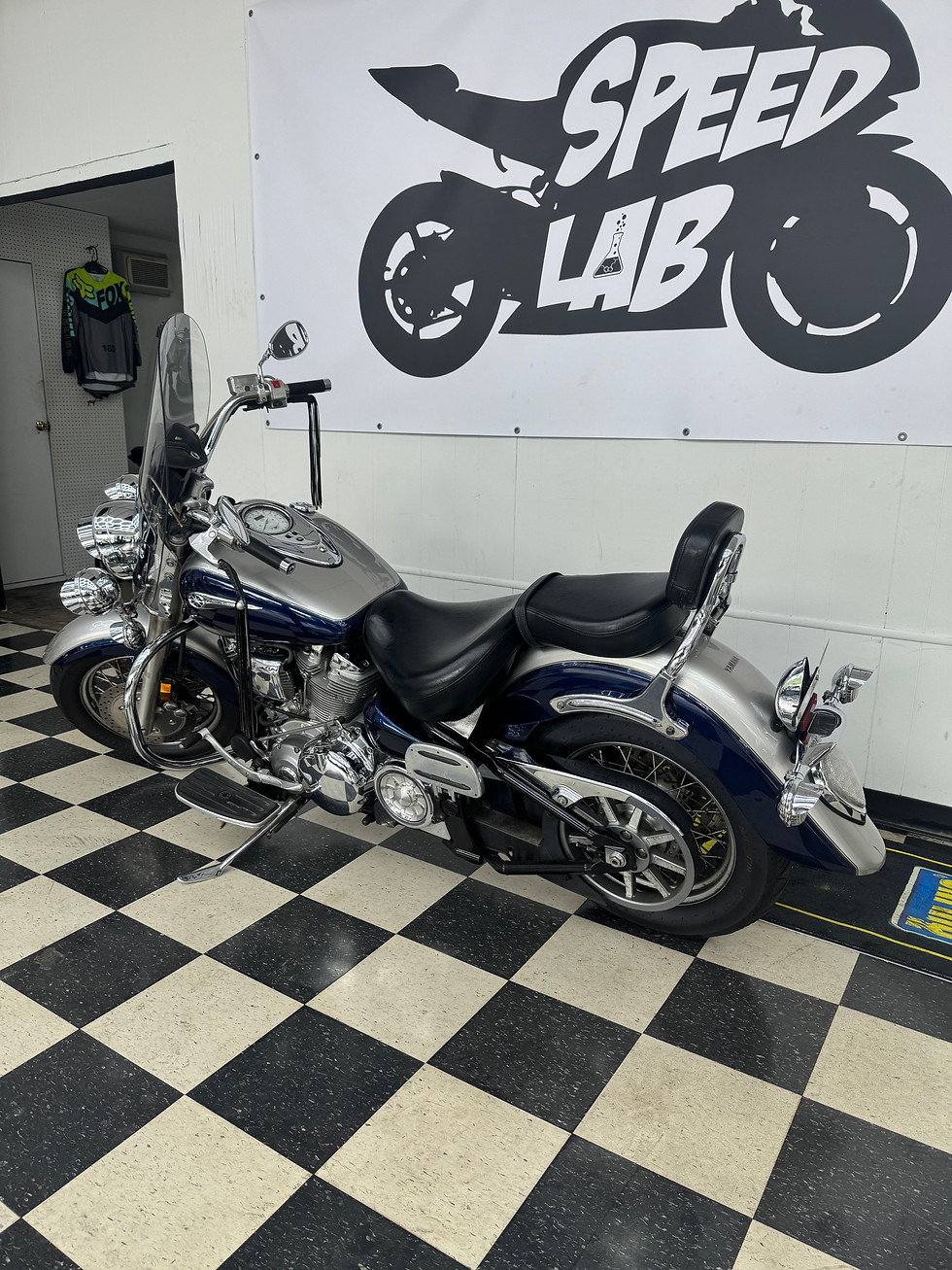 Thumbnail: 2007 Yamaha V-star Road Warrior 1700