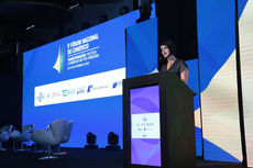 apresentadora 
apresentadora de eventos
mestre de cerimônias