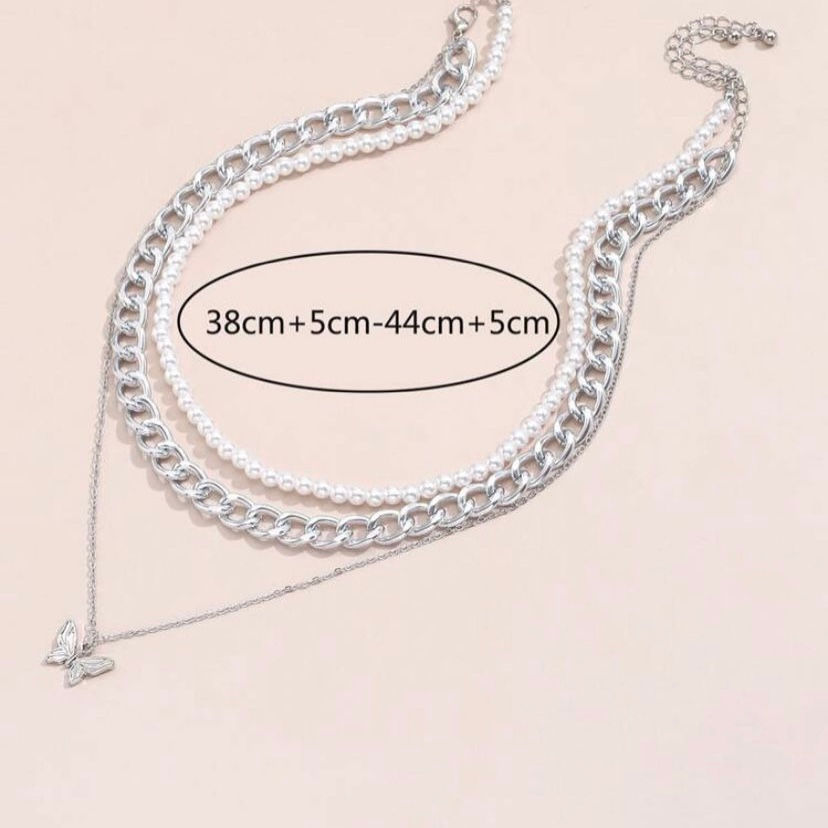 Thumbnail: Butterfly&Pearls layered necklace 
