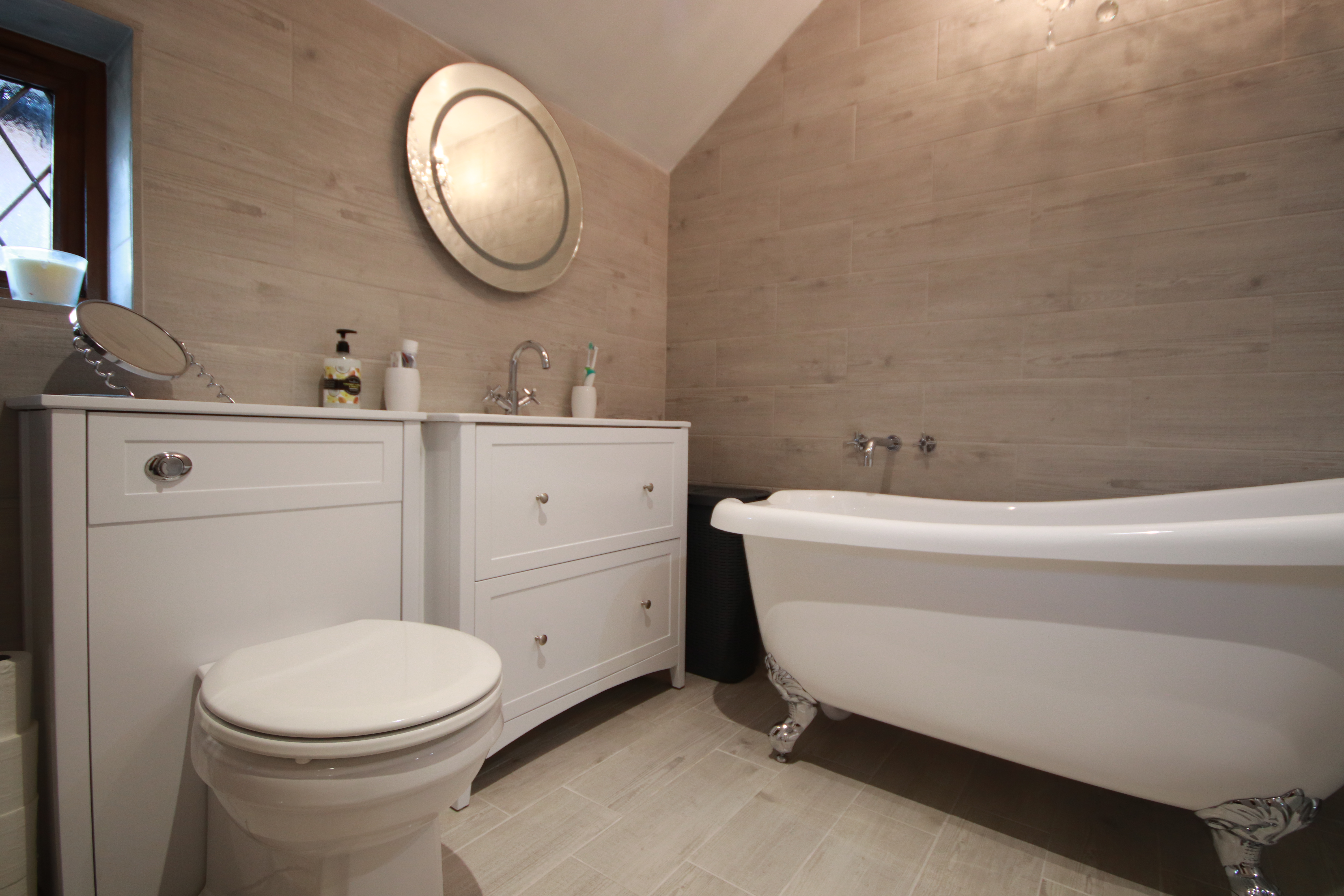 Fully Tiled Bathroom Installation
