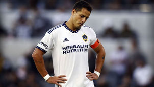 CHICHARITO FUERA DE LAS CANCHAS POR PROTOCOLO COVID