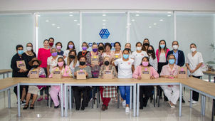 CENTELLAS ENTREGARON PRÓTESIS MAMARIAS A SOBREVIVIENTES DE CÁNCER DE MAMA.