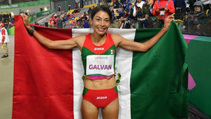 PLAZA OLÍMPICA PARA LAURA GALVAN EN 5 MIL METROS